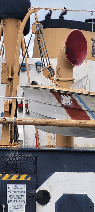 Huron Light ship